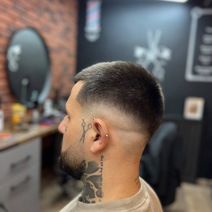 Tunsoare Cuza Barbershop